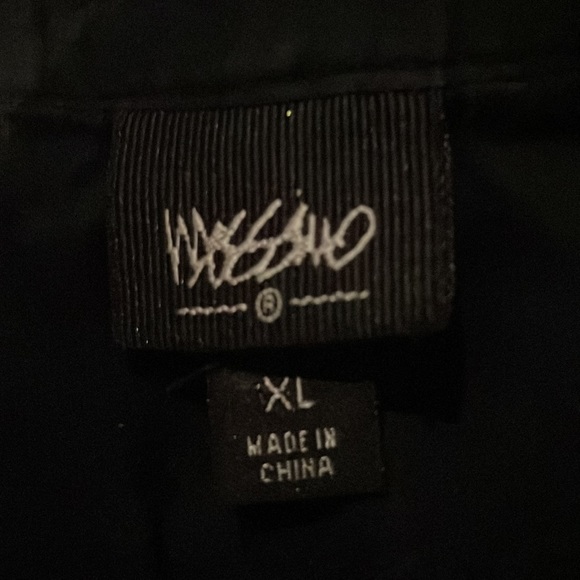 Sleeveless “tuxedo” shirt with velvet trim around collar, sleeves - Picture 7 of 8